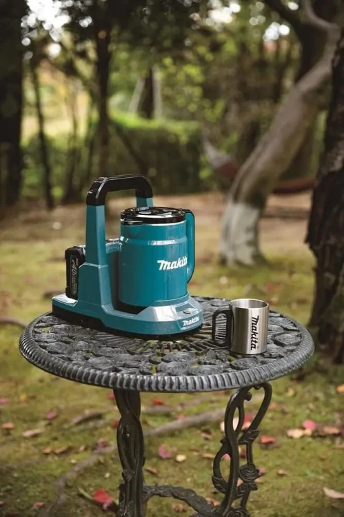 MAKITA KT001GZ AKUMULATOROWY CZAJNIK 40V Max 0,8 L