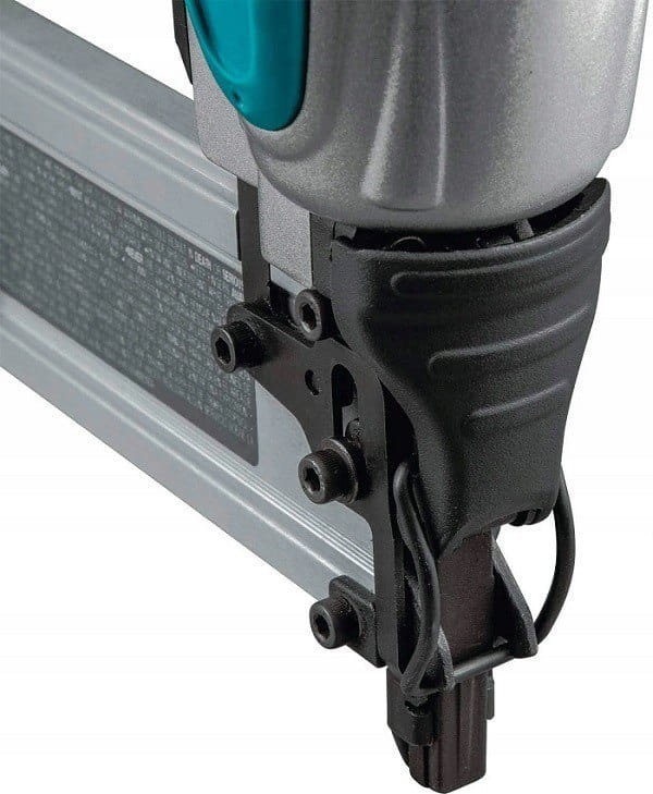 MAKITA Gwoździarka sztyfciarka pneumatyczna 15-50mm AF506 Walizka Makita PL
