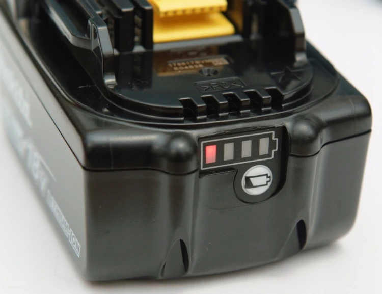 MAKITA ZESTAW ZASILAJĄCY 18V 4x 5,0Ah BL1850B + DC18RC WALIZKA MAKPAC